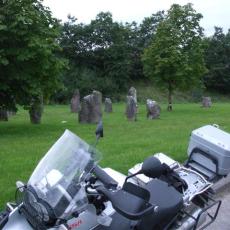 08-06 Roadside stone circle Tempo